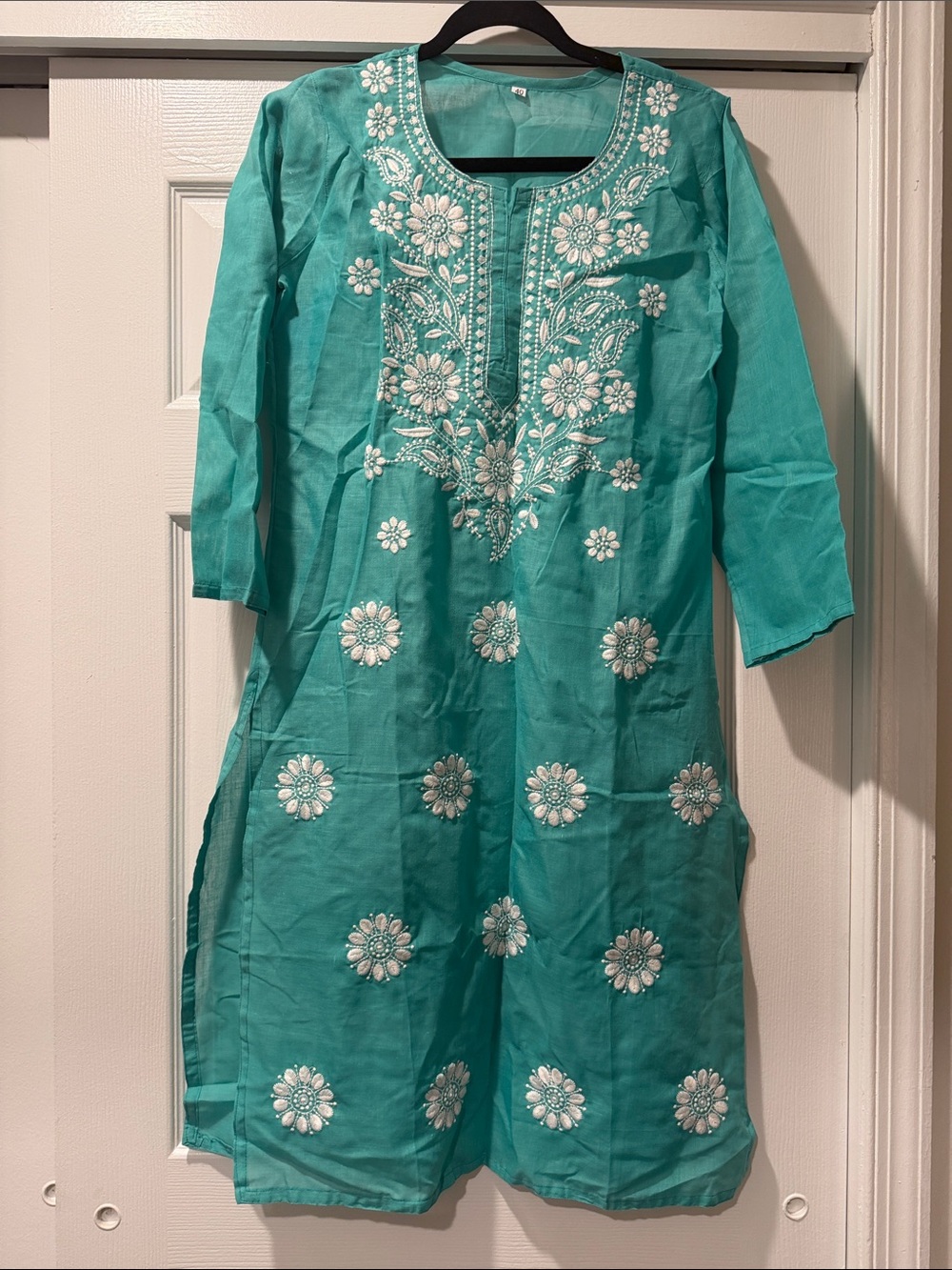 Turquoise Embroidered Floral Kurta